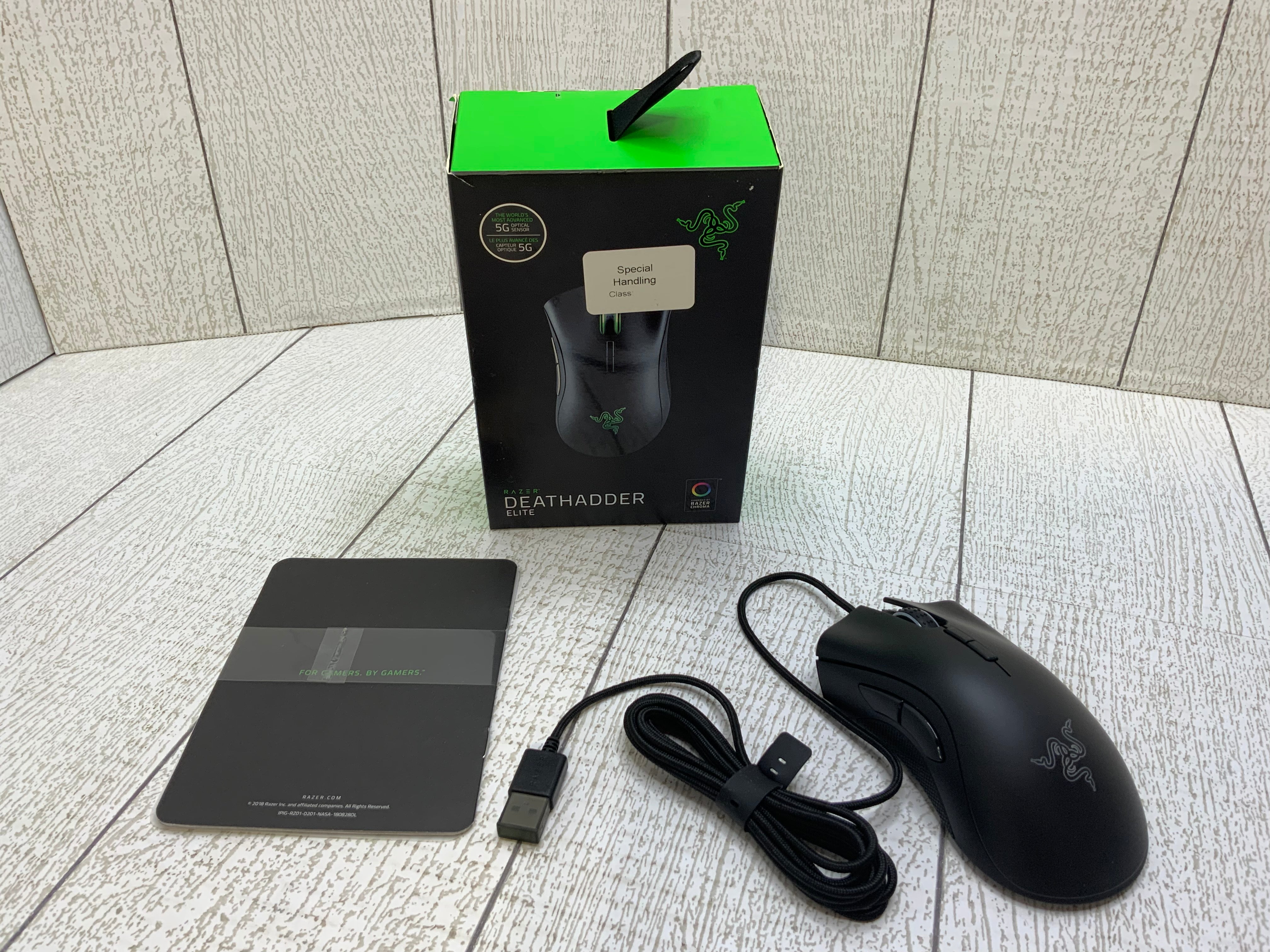 Razer DeathAdder Elite Gaming Mouse: 16,000 DPI Optical Sensor (7943960723694)